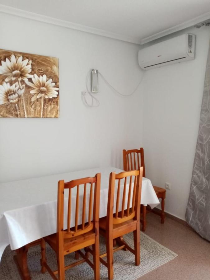 Апартаменты Apartamento Con Buena Vista Торевьиа Экстерьер фото