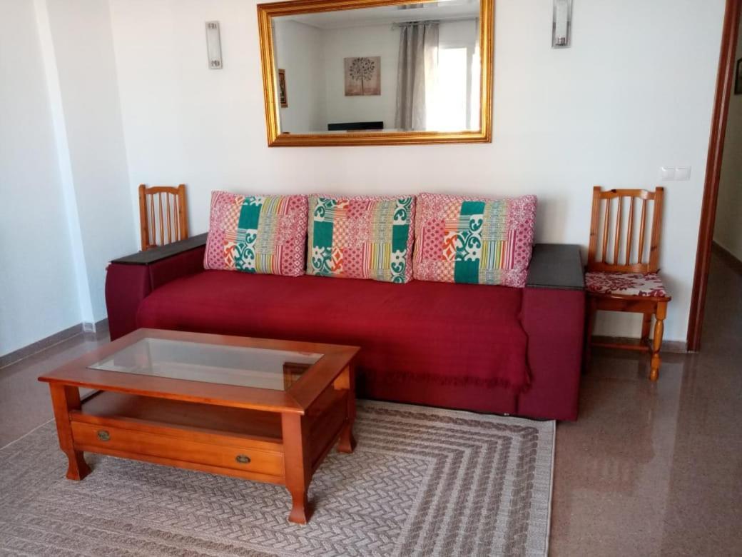 Апартаменты Apartamento Con Buena Vista Торевьиа Экстерьер фото